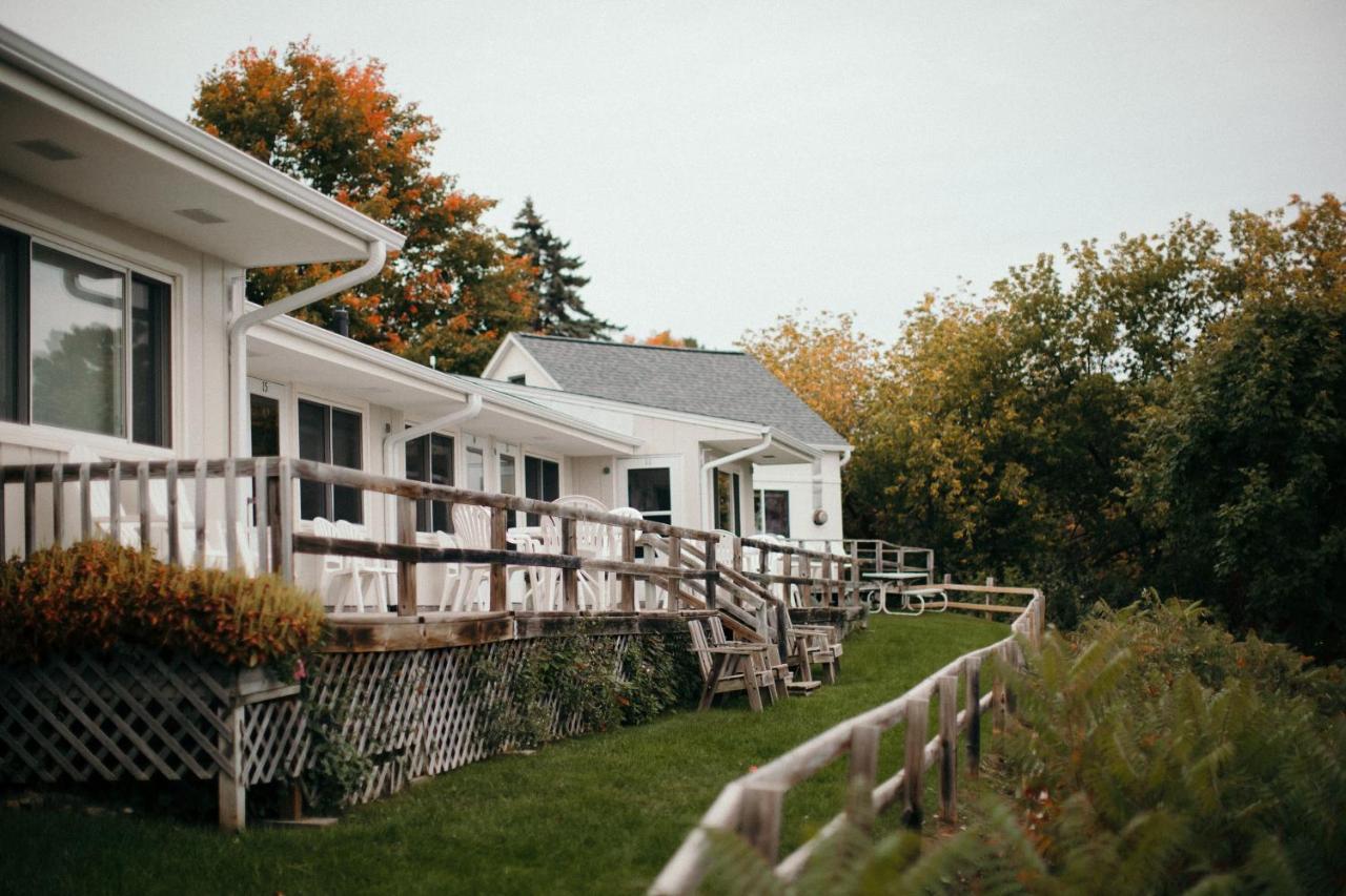 Seagull Bay Motel Бейфийлд Екстериор снимка